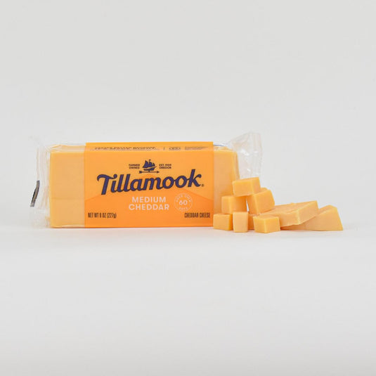 tilamook medium cheddar 8 oz cubed