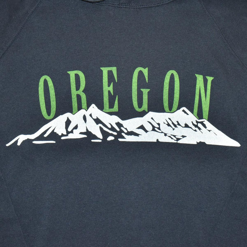 Load image into Gallery viewer, Be Oregon Hoodie Sweatshirt Oregon Mountains front of shirt green close up
