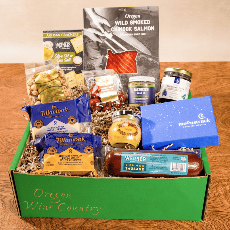 Load image into Gallery viewer, Oregon Coast Highway Cheese Gift Basket