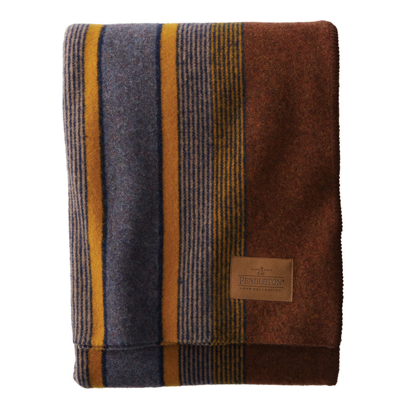 Load image into Gallery viewer, Pendleton Yakima Camp High Ridge Wool Blanket, Throw
