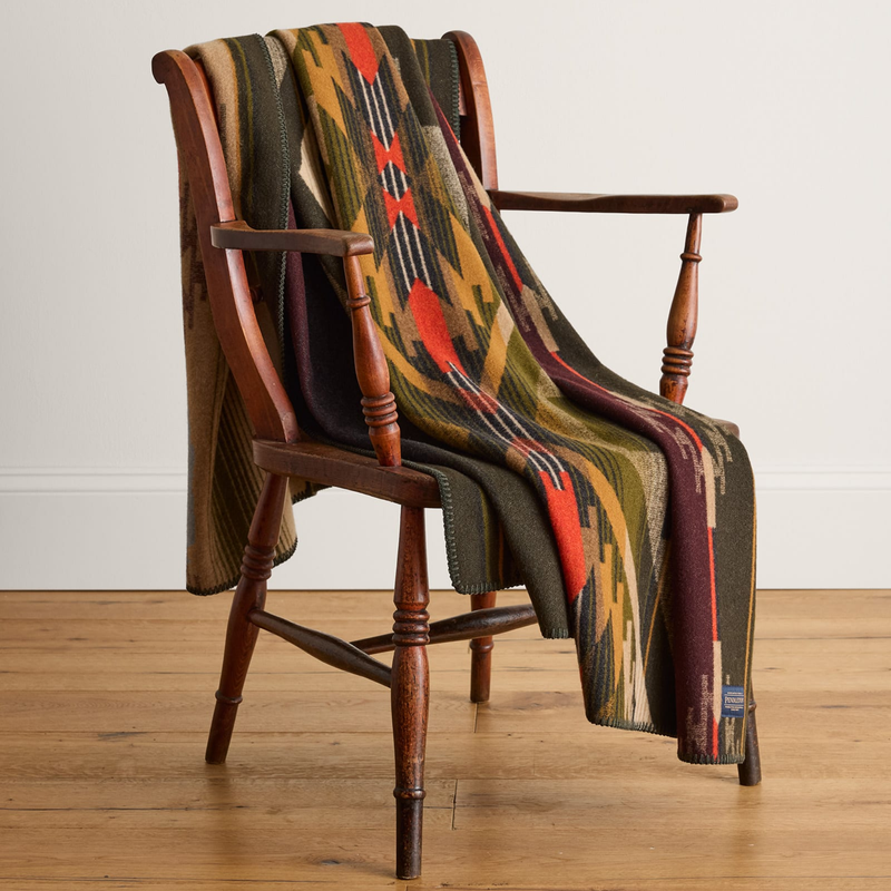 Load image into Gallery viewer, Pendleton Tumalo Jacquard Wool Blanket, Throw

