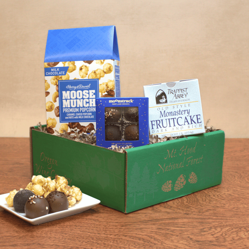 Load image into Gallery viewer, Holiday Traditions Fruitcake Gift Basket
