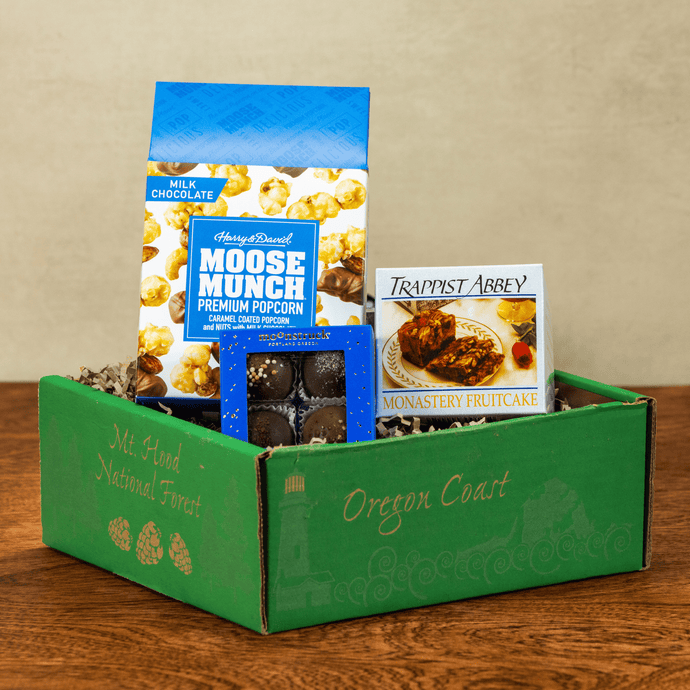 Holiday Traditions Fruitcake Gift Basket