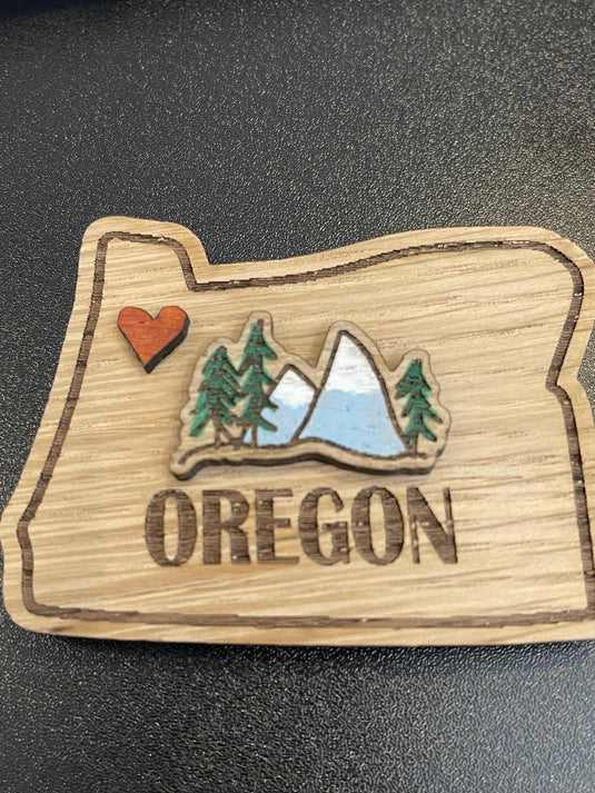 Magnet wood Oregon state with Mt, tree and heart