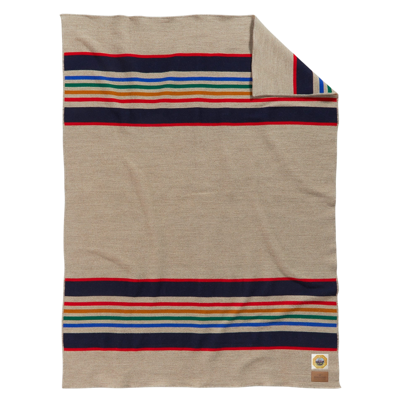 Load image into Gallery viewer, Pendleton Yellowstone National Park Wool Blanket, Throw
