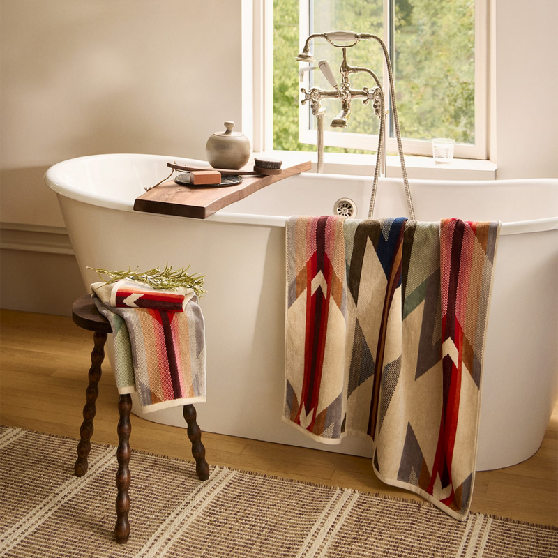 Load image into Gallery viewer, Pendleton Wyeth Trail Towel Set, 3pc.
