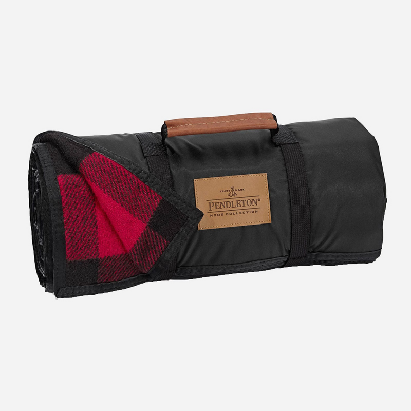 Load image into Gallery viewer, Pendleton Rob Roy Plaid Roll-Up Wool Blanket
