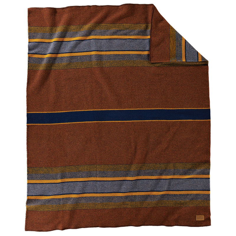 Load image into Gallery viewer, Pendleton Yakima Camp High Ridge Wool Blanket
