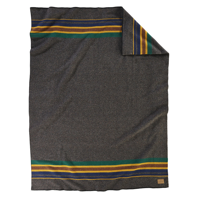 Load image into Gallery viewer, Pendleton Yakima Camp Oxford Blanket
