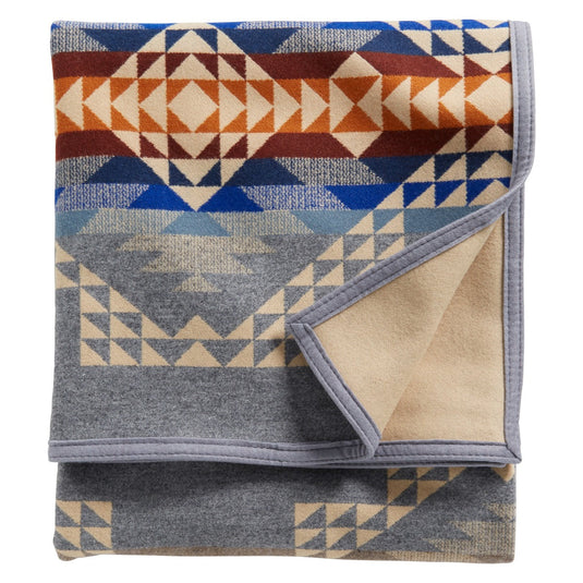 Pendleton Smith Rock Robe Wool Blanket, Twin | Made In Oregon
