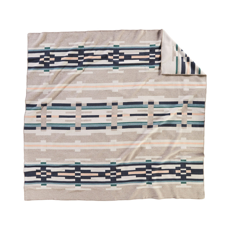 Load image into Gallery viewer, Pendleton Sandhills Wool Blanket Queen Front
